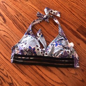 NWOT Apt. 9 halter bikini top size medium